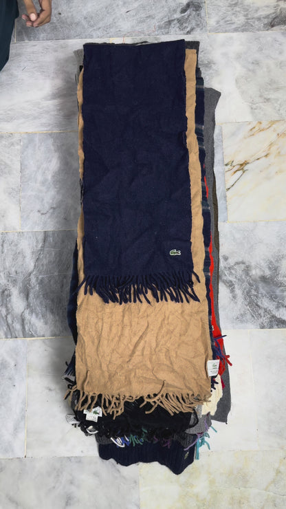Lacoste Scarves × 100 Pieces – Wholesale